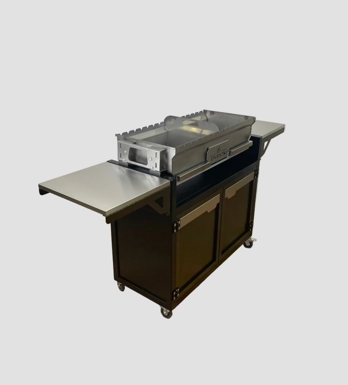 MAXI-TRON mit MAXI Mangal Grill - diagonal